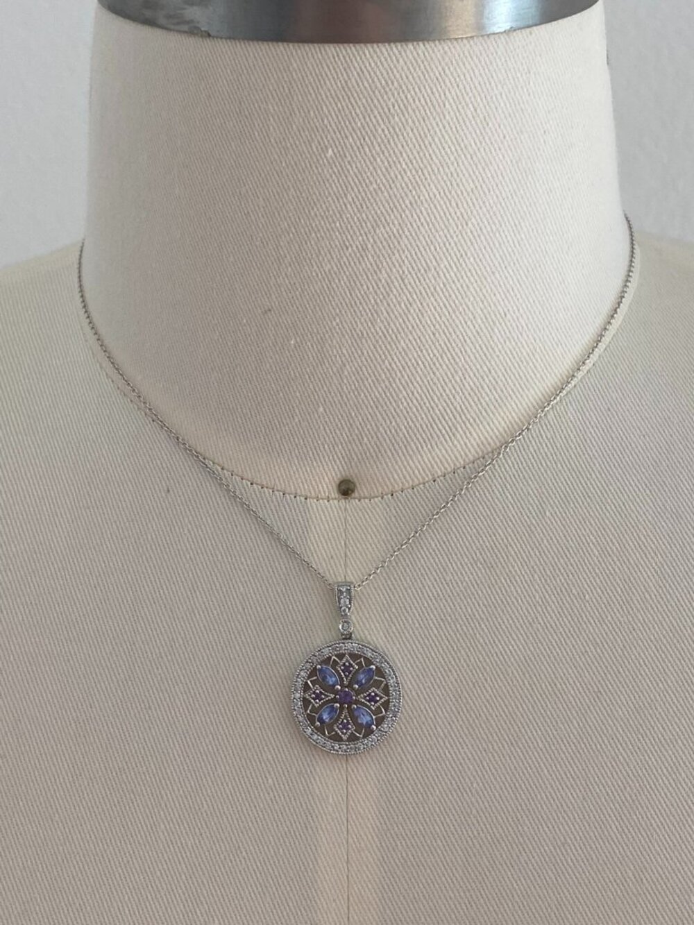 Costume Amethyst Colored Stone Pendant - Picture 2 of 4